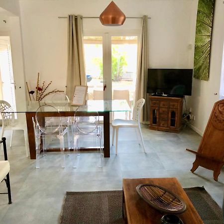 Beachfront Villa In A Beautiful And Secured Complex Flic-en-Flacq エクステリア 写真