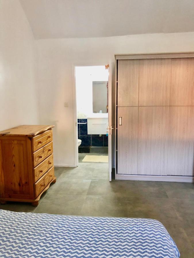 Beachfront Villa In A Beautiful And Secured Complex Flic-en-Flacq エクステリア 写真